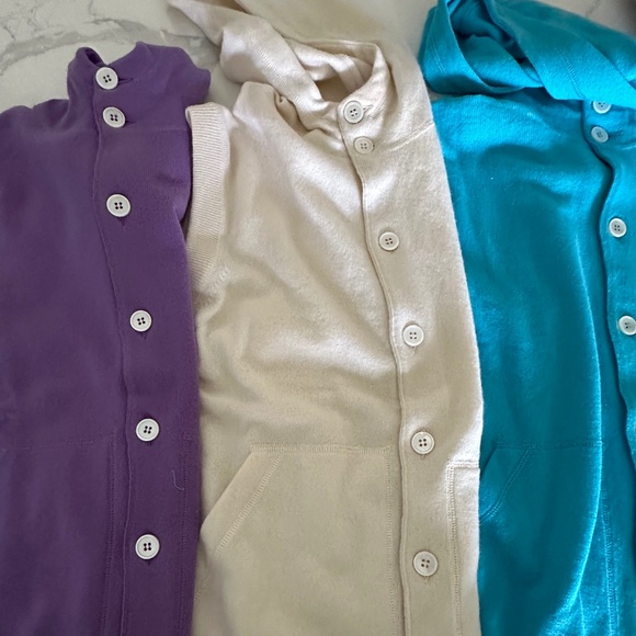 BUNDLE - 3 CASHMERE BUTTON -UP HOODIES VEST - Picture 1 of 6